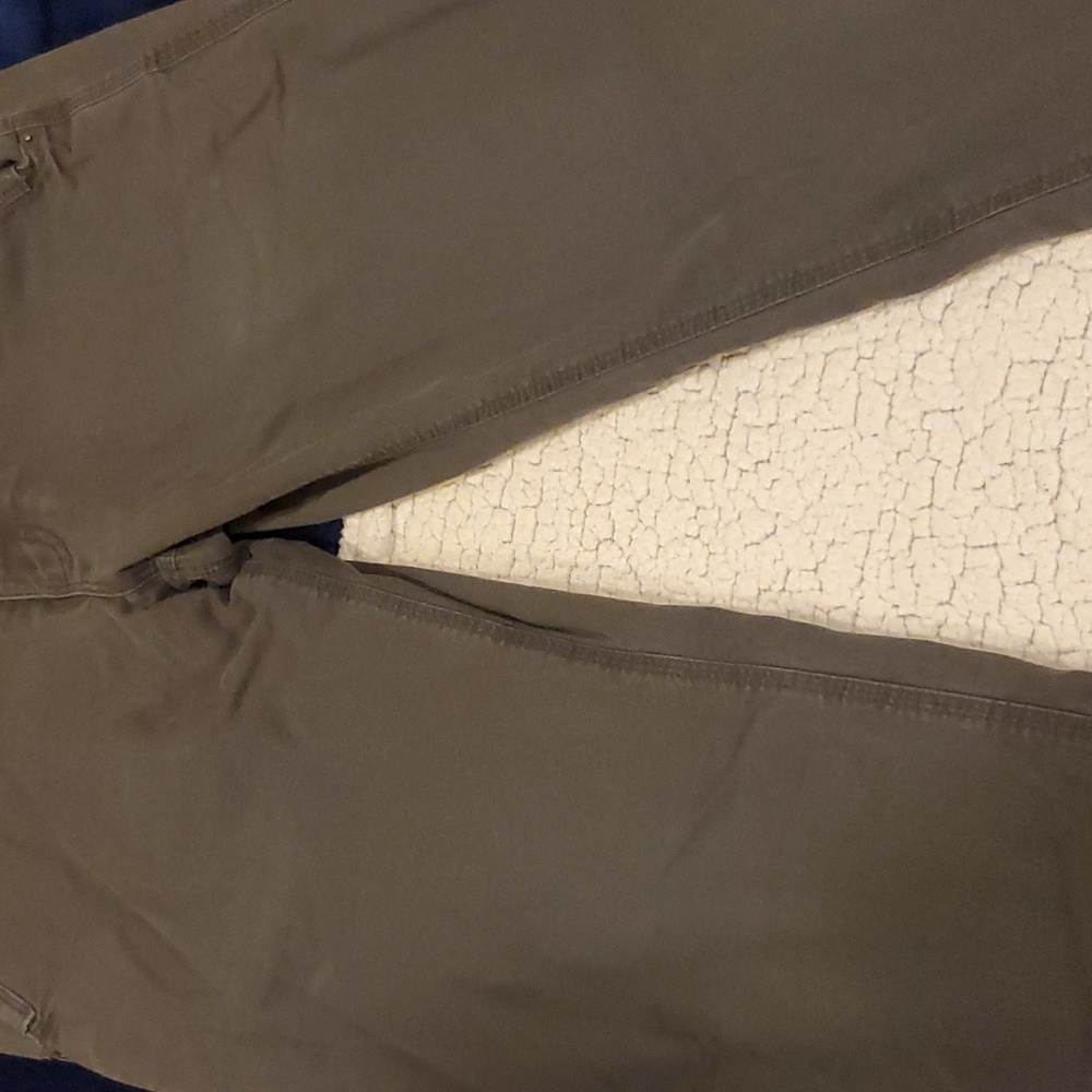 Eddie BauerCarpenter flannel pants on size 34x30.